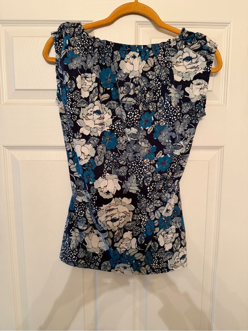 Ann Taylor LOFT Blue Floral Sleeveless Blouse